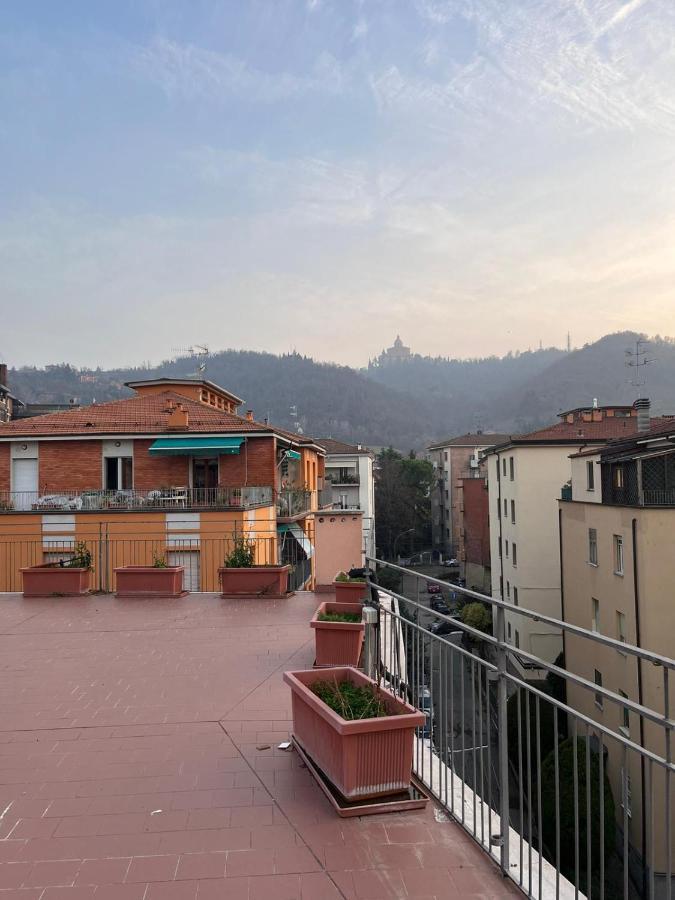 Camere In Appartamento Condiviso Vista San Luca Bologna Exterior photo