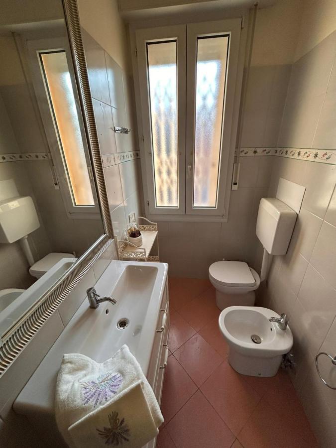 Camere In Appartamento Condiviso Vista San Luca Bologna Exterior photo