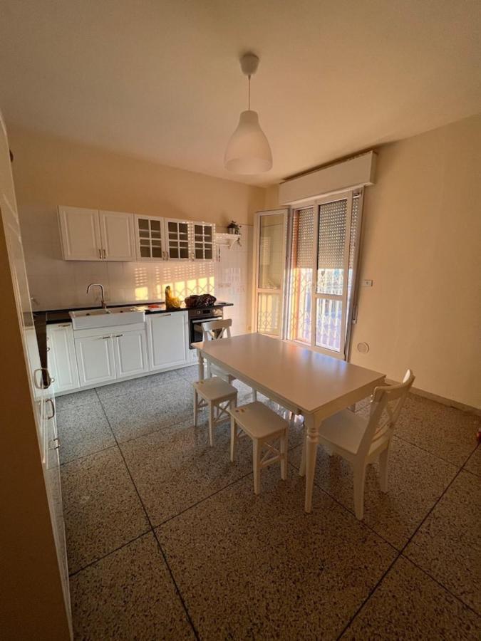 Camere In Appartamento Condiviso Vista San Luca Bologna Exterior photo